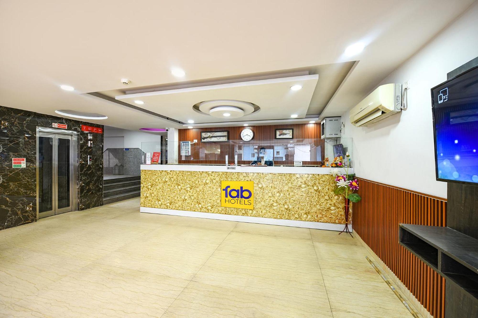 Fabhotel Belwood Near Igi Airport New Delhi Exterior foto